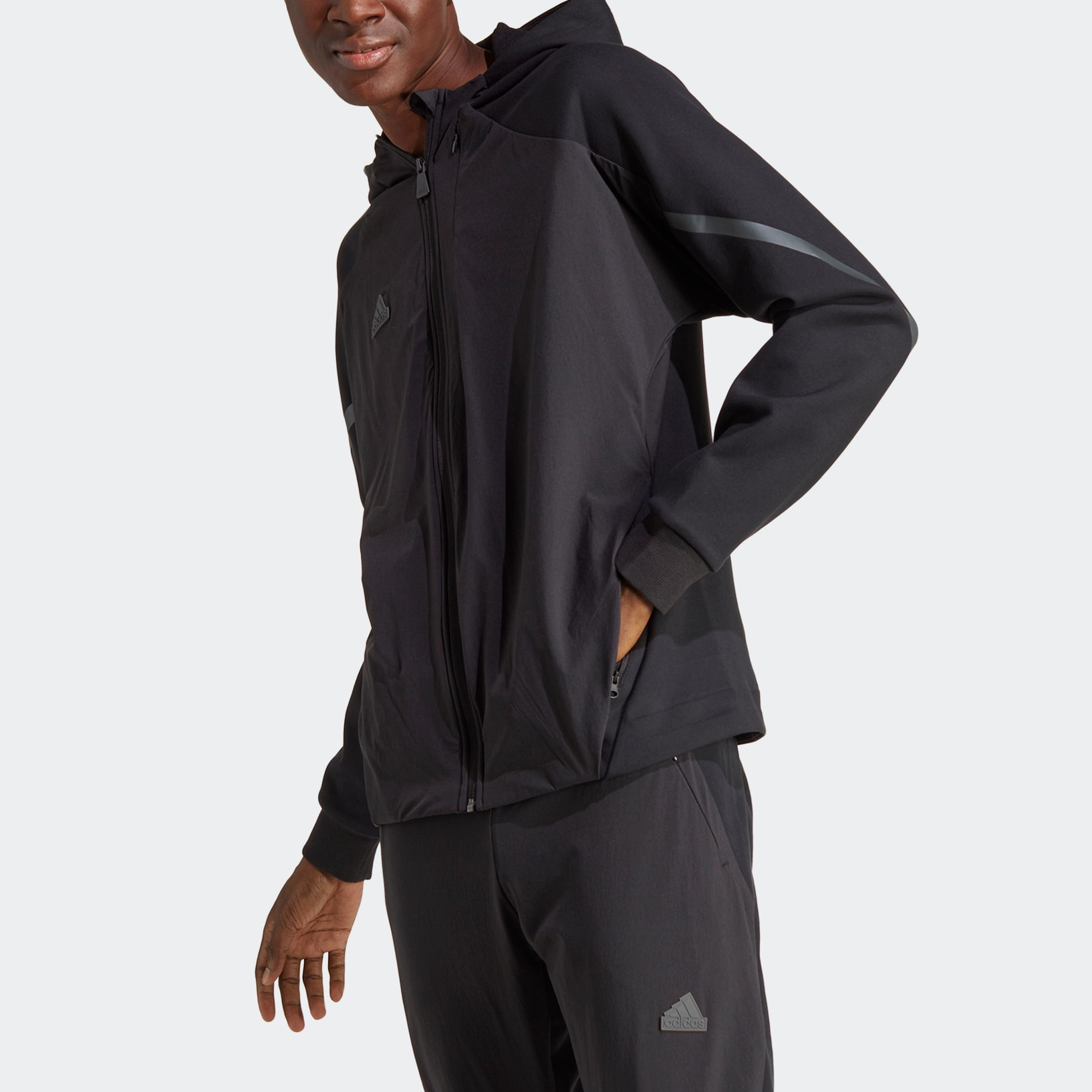 adidas  Black Logo Zip-Up Hoodie Jacket IC8039 圖 3