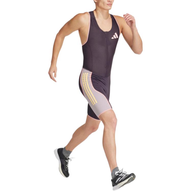 Shop 阿迪达斯黑色快干压缩运动连体衣 IN1131