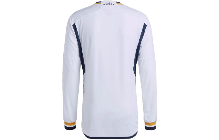 Lookbook adidas Jersi Bola Lengan Panjang Berjalur dengan Cetakan Huruf. IA9978