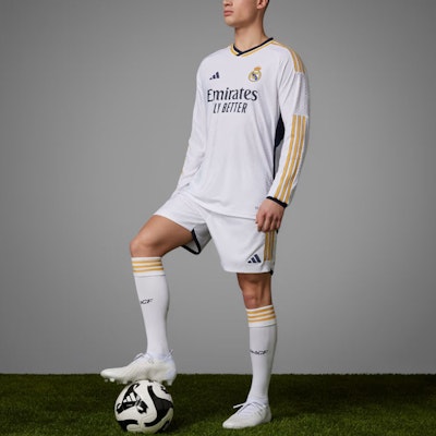 adidas Jersi Bola Lengan Panjang Berjalur dengan Cetakan Huruf. IA9978 Shop adidas Jersi Bola Lengan Panjang Berjalur dengan Cetakan Huruf. IA9978