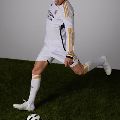 adidas Jersi Bola Lengan Panjang Berjalur dengan Cetakan Huruf. IA9978 Details for adidas Jersi Bola Lengan Panjang Berjalur dengan Cetakan Huruf. IA9978