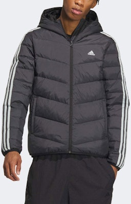 adidas 三條紋輕量羽絨連帽外套 IK7601 Lookbook adidas 三條紋輕量羽絨連帽外套 IK7601