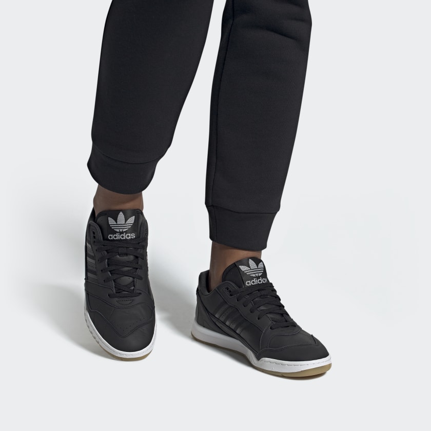 Details for adidas A.R. Trainer Core Hitam EE5404