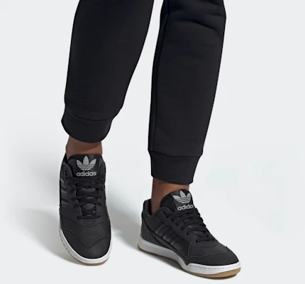 adidas A.R. Trainer Core Hitam EE5404 Details for adidas A.R. Trainer Core Hitam EE5404