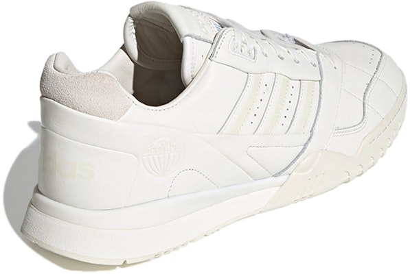 アディダス A.R. トレーナー オフホワイト "クリーム" EG2646 Shop アディダス A.R. トレーナー オフホワイト "クリーム" EG2646