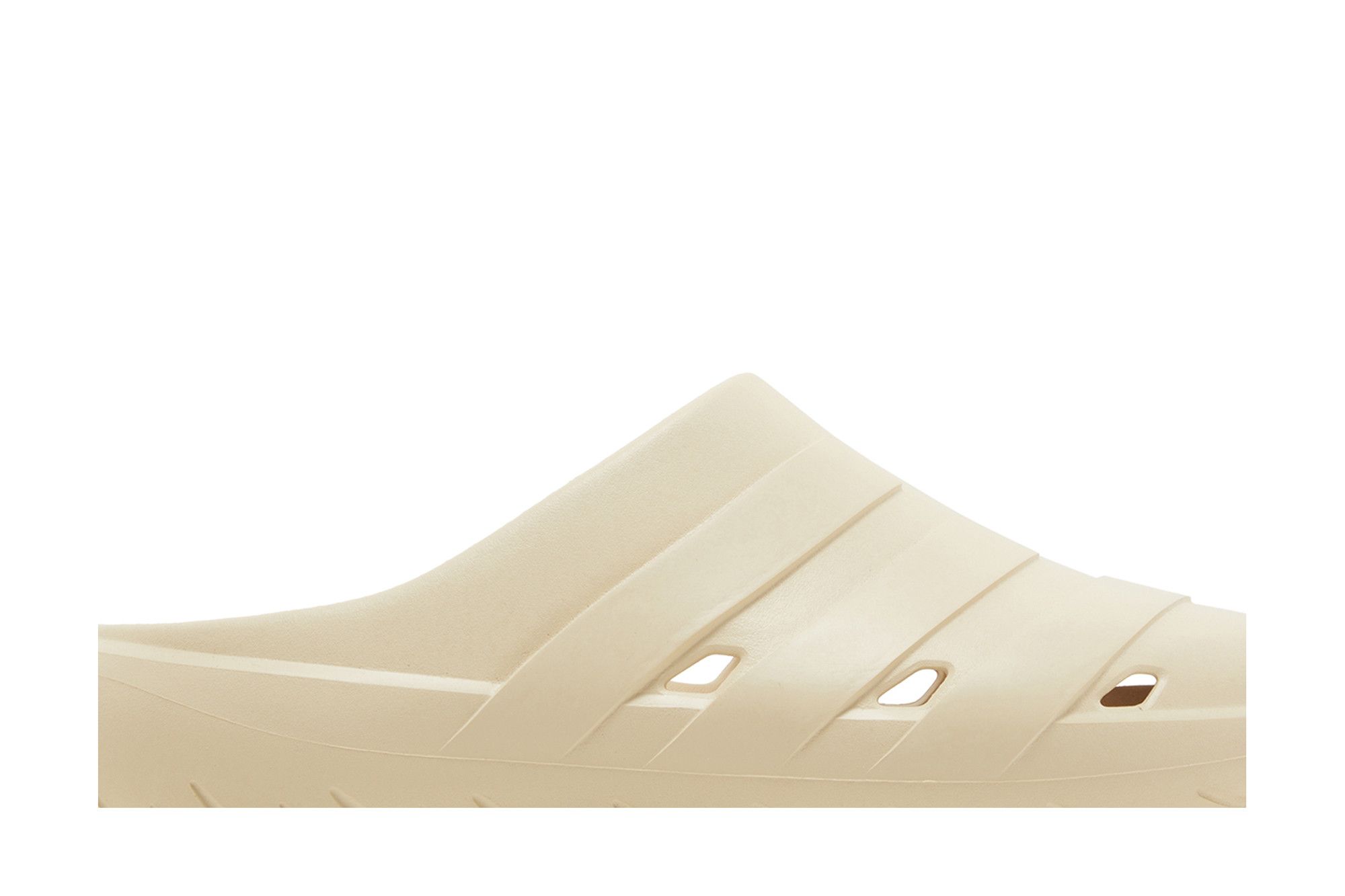 Lookbook adidas Adicane Clogs 'Sand Strata' Selipar Kasual Warna Beige HQ9916