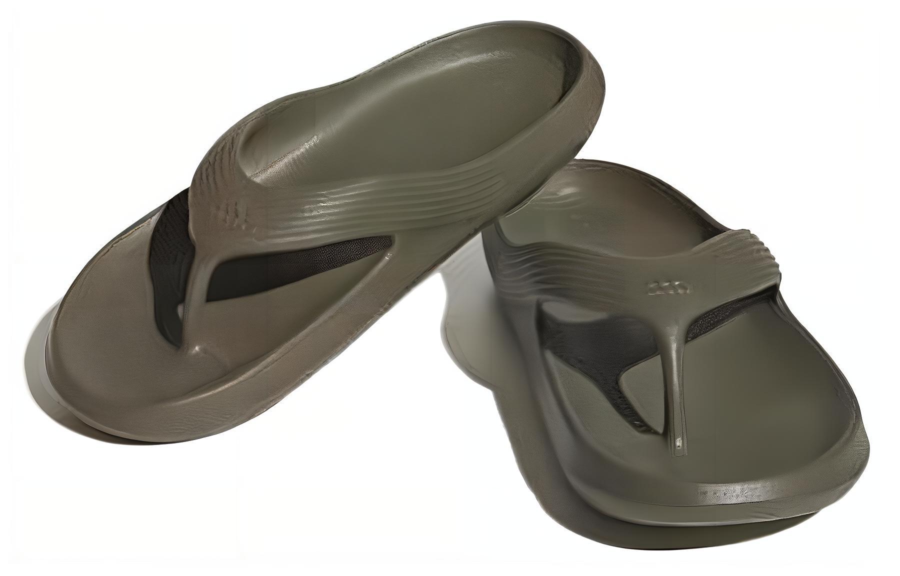 Lookbook アディキャン フリップフロップ "オリーブストラタ" HQ9920