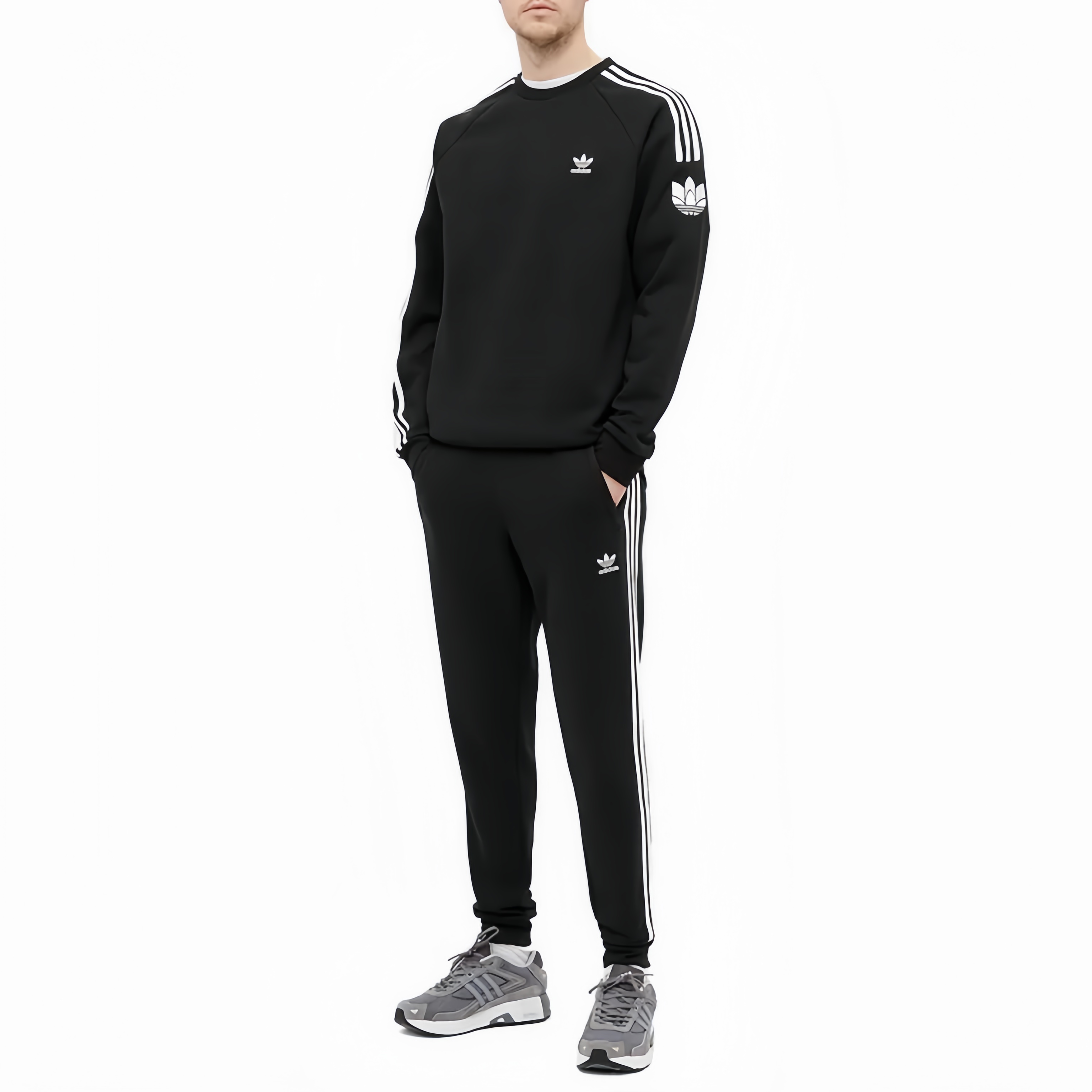 Shop adidas Adicolor Originals Baju Hitam Logo dengan Rekaan 3 Jalur GN3545