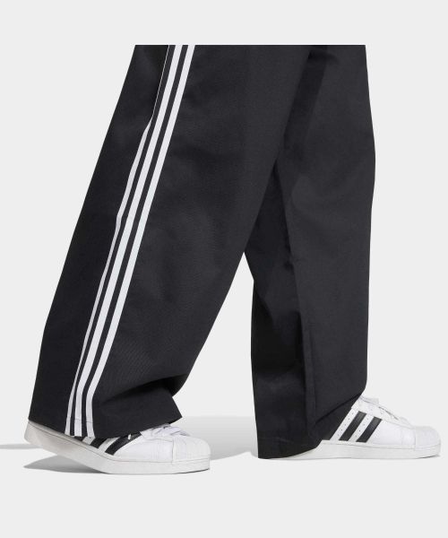 Purchase Pantalones adidas Adicolor SST de sarga de algodón - Negro KR1387