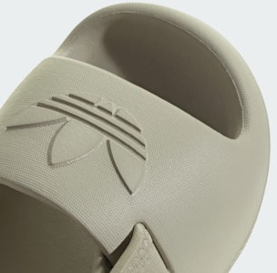 アディダス アディフォームアディレッタ『パティグレー』 IG8438 1