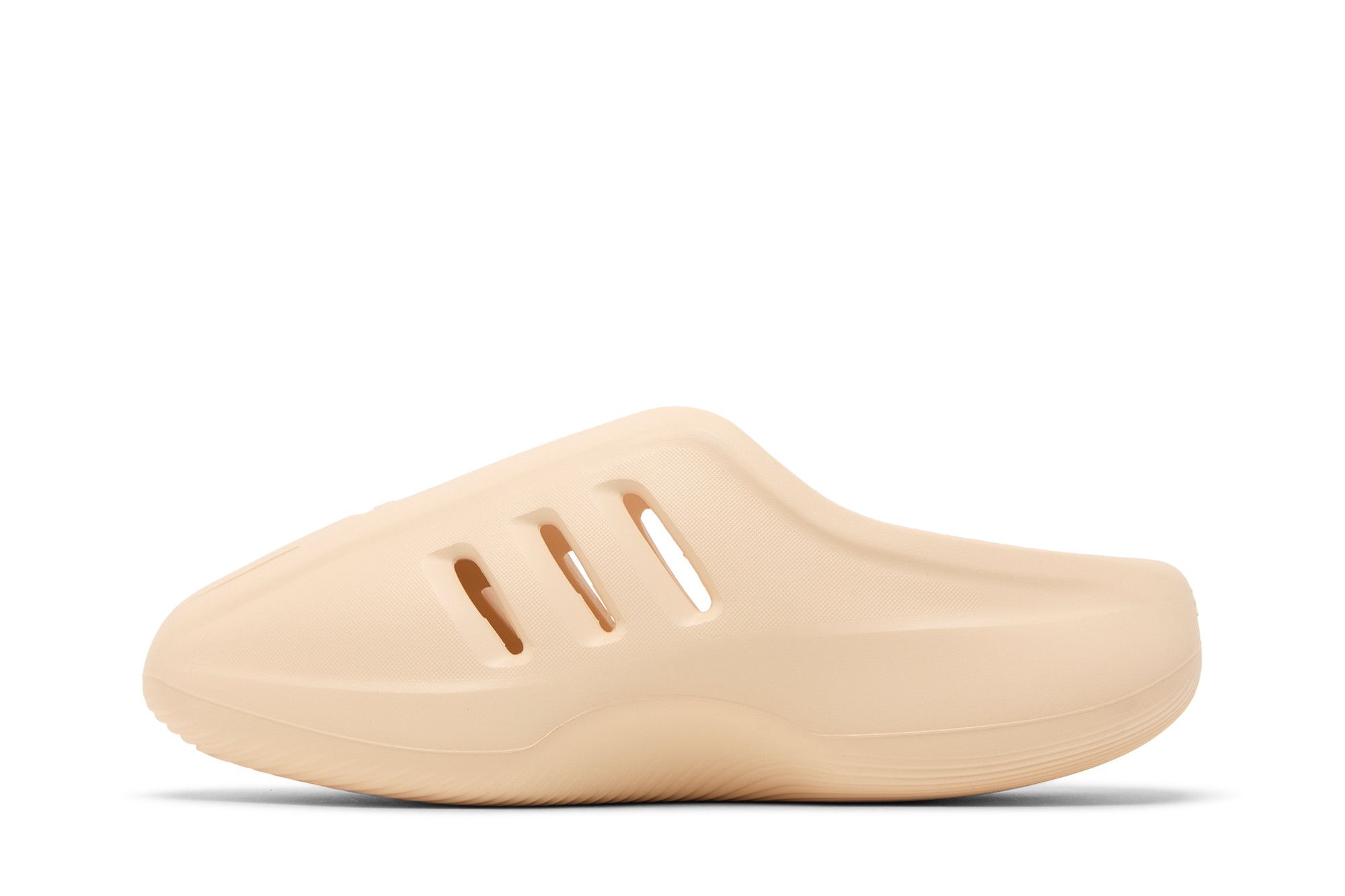 Shop adidas Originals 運動典藏系列 adiFOM Infinity 舒適 防磨防滑包頭拖鞋 男女同款 米色