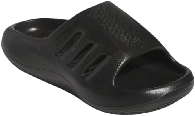 adidas adiFOM IIInfinity ''Triple Black'' Sepatu Hitam Total JI0397 Lookbook adidas adiFOM IIInfinity ''Triple Black'' Sepatu Hitam Total JI0397