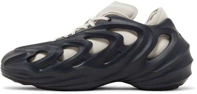 阿迪达斯 adiFOM Q '传奇墨铝色' HQ4324 Lookbook 阿迪达斯 adiFOM Q '传奇墨铝色' HQ4324