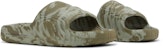 adidas Adilette 22 'Olive Strata Camo' dalam Gaya Loreng Hijau HP6517