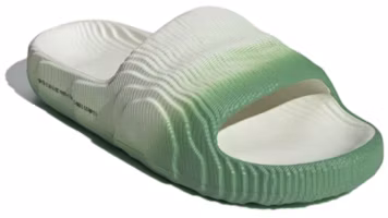 Lookbook 愛迪達 Adilette 22 拖鞋 '象牙色 二手綠' IF3674