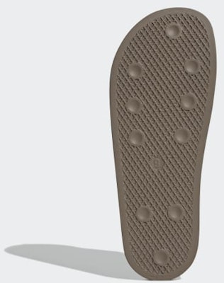 adidas Adilette 'Chalky Brown' HQ1426 Lookbook adidas Adilette 'Chalky Brown' HQ1426