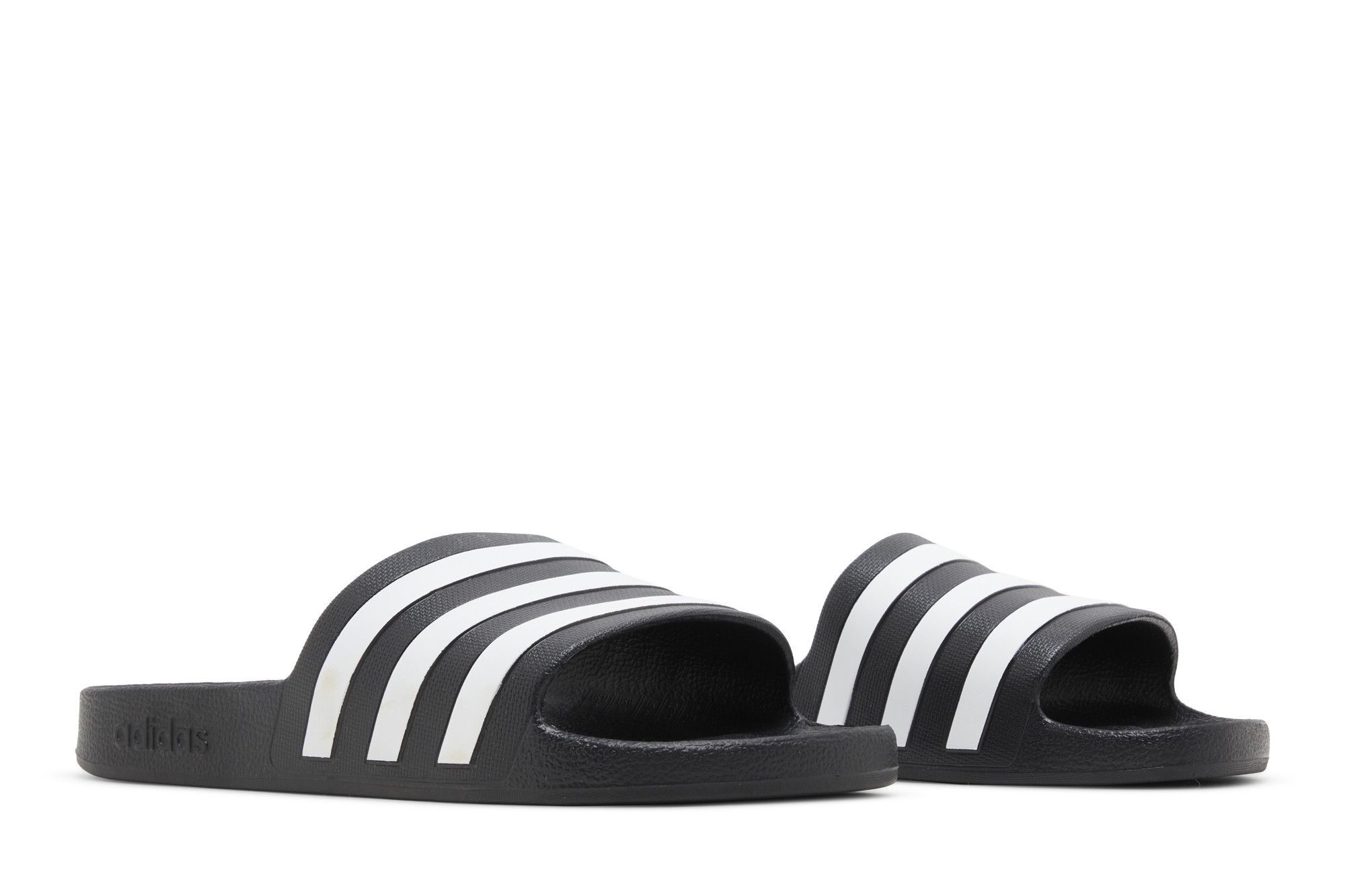 Cheap adidas Adilette Aqua 黑色拖鞋 F35543