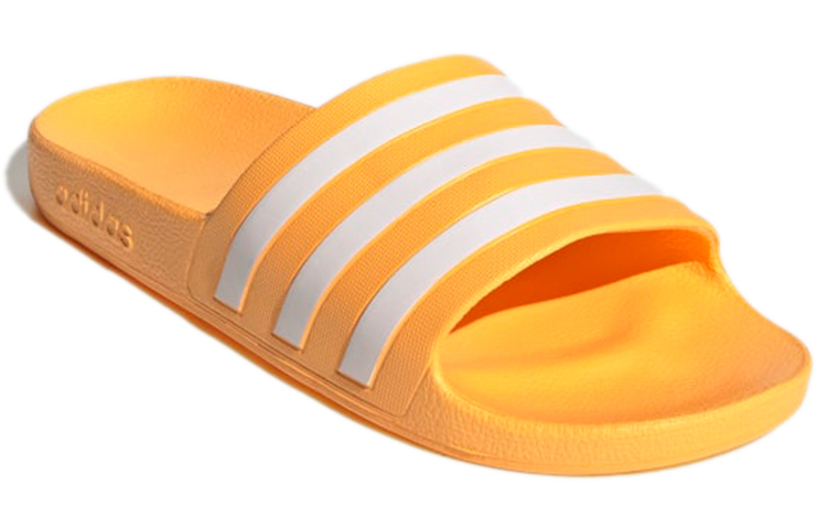 Lookbook adidas Adilette Aqua Sandal GZ5233