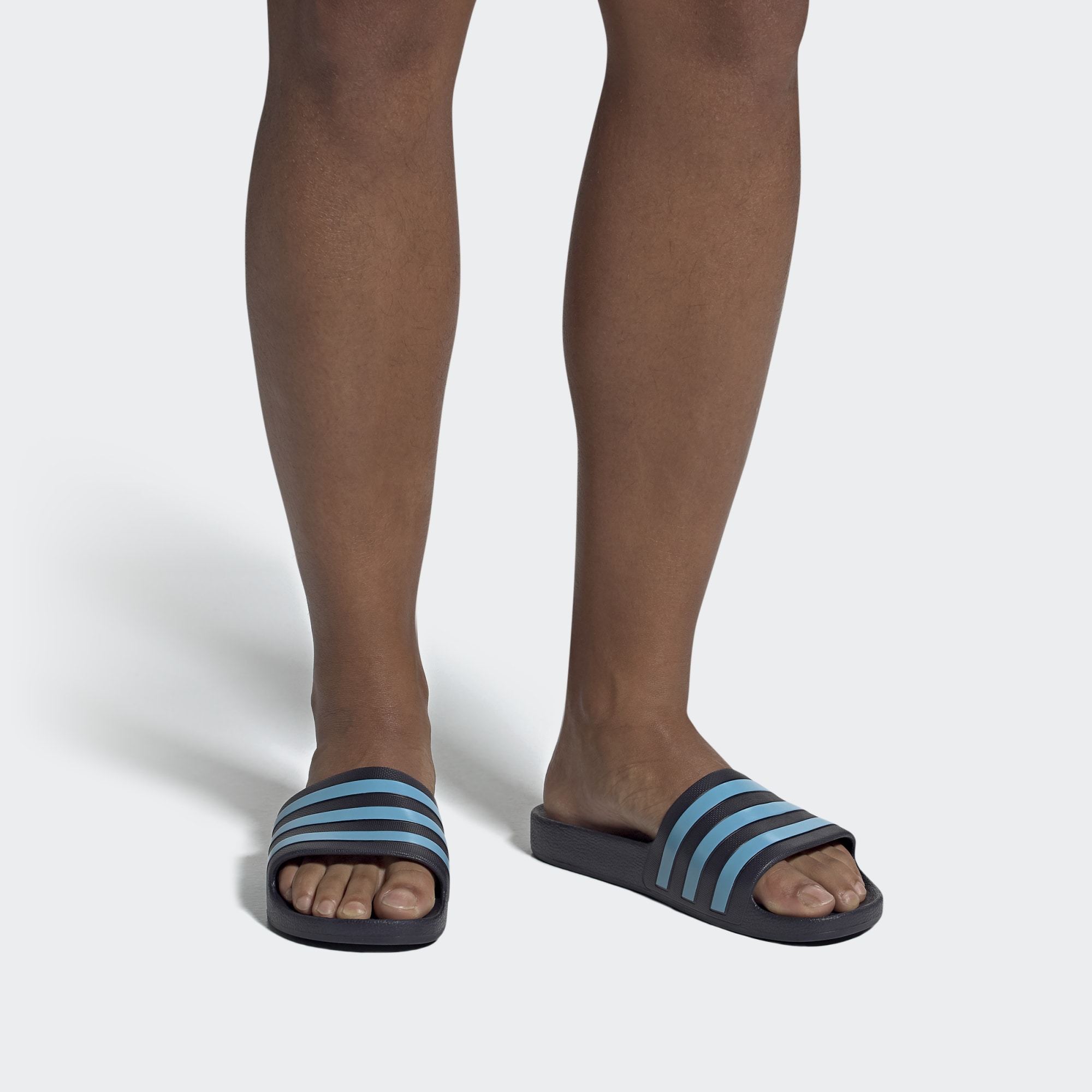 Cheap adidas Adilette Aqua Slide ''Legend Ink Cyan'' Badelatschen Herren/Damen EG1757