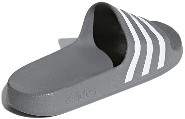 adidas Adilette Aqua 拖鞋「灰色」F35538 Shop adidas Adilette Aqua 拖鞋「灰色」F35538