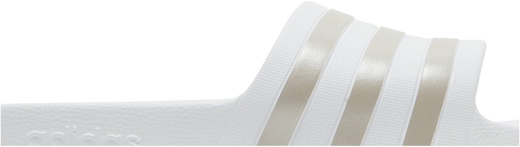 Sandal Adidas Adilette Aqua 'Putih Platinum Metalik' EF1730 Order Sandal Adidas Adilette Aqua 'Putih Platinum Metalik' EF1730