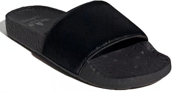 アディレッタ ブースト スライド "トリプルブラック" FV6423 Lookbook アディレッタ ブースト スライド "トリプルブラック" FV6423