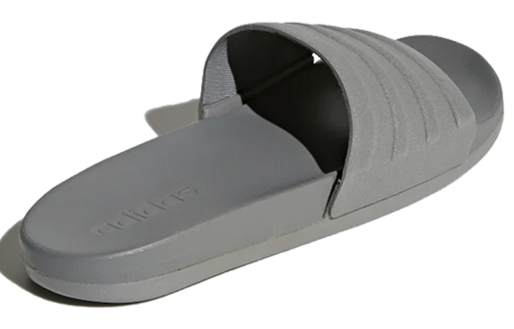 Lookbook adidas Adilette CloudFoam Plus 'Gris' S80977