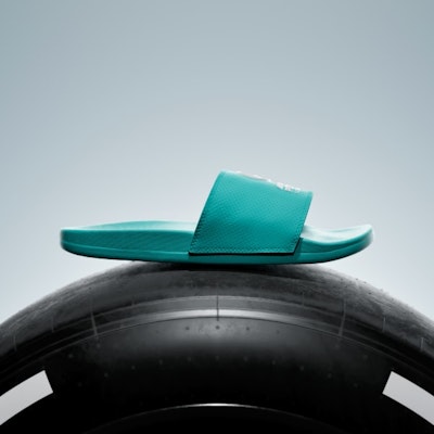 Adidas Adilette 舒適汽車賽車聯名拖鞋 薄荷綠/雲白 KI6072 Lookbook Adidas Adilette 舒適汽車賽車聯名拖鞋 薄荷綠/雲白 KI6072