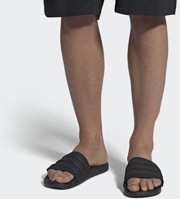 adidas Adilette Comfort Slides 'Core Black' FW5337 Sizing adidas Adilette Comfort Slides 'Core Black' FW5337