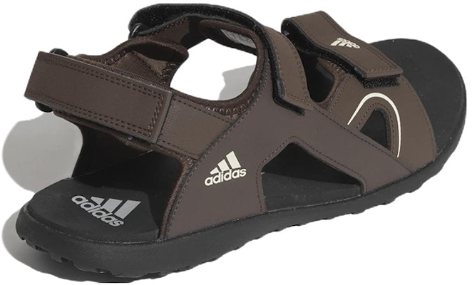 adidas Adirengo Light 休閒運動涼鞋 棕色 Shop adidas Adirengo Light 休閒運動涼鞋 棕色