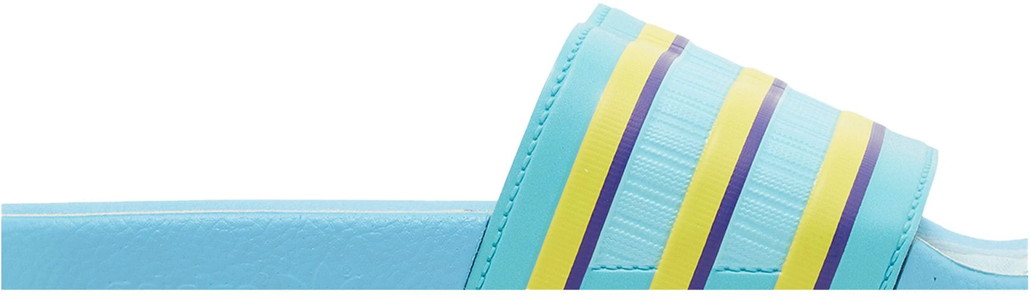 adidas Adilette Premium Slides 'ZX 8000' Sepatu Selipar FX4379 Lookbook adidas Adilette Premium Slides 'ZX 8000' Sepatu Selipar FX4379