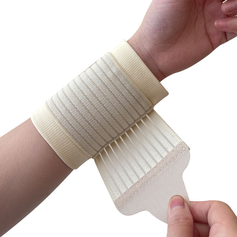 adidas Adilette Primeknit 'Black White' 圖 7