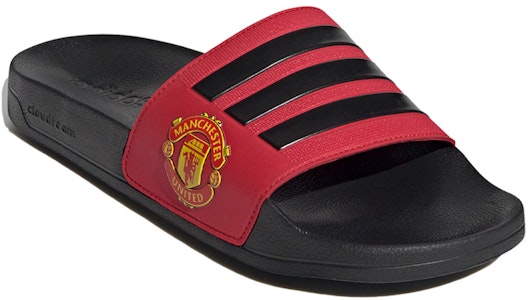 adidas Adilette Shower 'Manchester United' Zapatillas de Ducha FW7072 Lookbook adidas Adilette Shower 'Manchester United' Zapatillas de Ducha FW7072