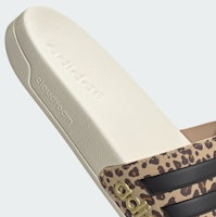 adidas Adilette Shower 'Putih Kekuningan' IG3682 Cheap adidas Adilette Shower 'Putih Kekuningan' IG3682