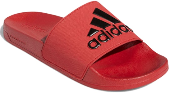 阿迪达斯 Adilette Shower“红色”拖鞋 EE7039 Lookbook 阿迪达斯 Adilette Shower“红色”拖鞋 EE7039