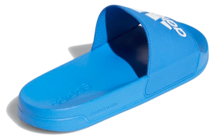 Shop adidas Adilette Shower Slides 經典運動拖鞋 藍白