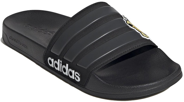 adidas Adilette Shower Slides Hitam EH3440 Lookbook adidas Adilette Shower Slides Hitam EH3440