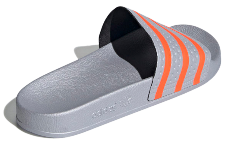 Shop adidas originals Adilette 滑鞋 灰橙色 拖鞋