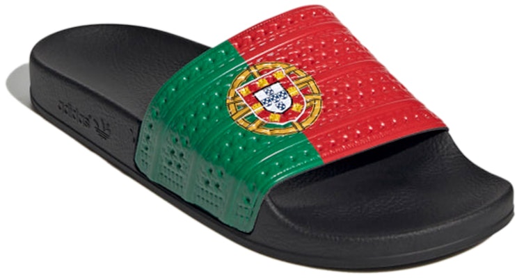 adidas Adilette Slide 'Portugal' Sandalias GW2559 Lookbook adidas Adilette Slide 'Portugal' Sandalias GW2559