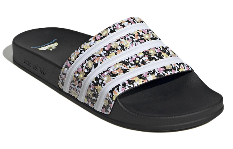 Lookbook adidas Adilette Slide 'Estás Aquí Por Una Razón - Negro' HR0096