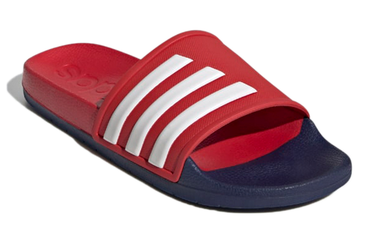 Lookbook adidas Adilette Tnd Selipar Merah/Biru EG1900