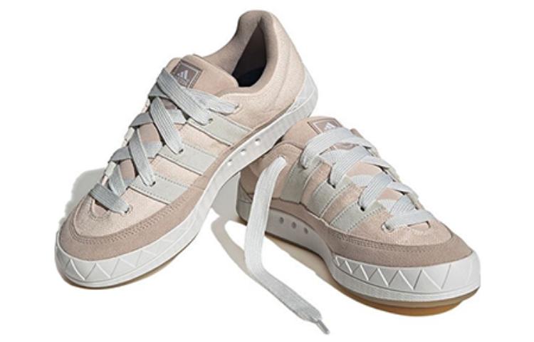 Lookbook 아디다스 아디매틱 '원더 쿼츠' HQ6909