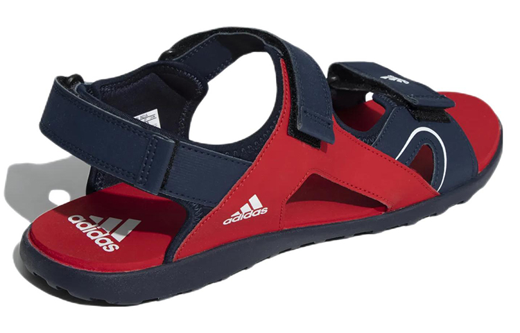 Shop adidas Adirengo Light Scarpe GA3084