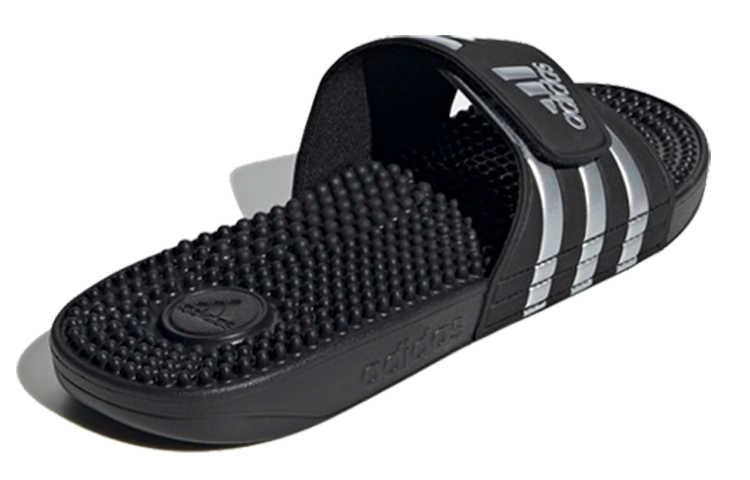 Shop adidas Adissage Noir Argent Sandales ''Noir Argent''. F35577