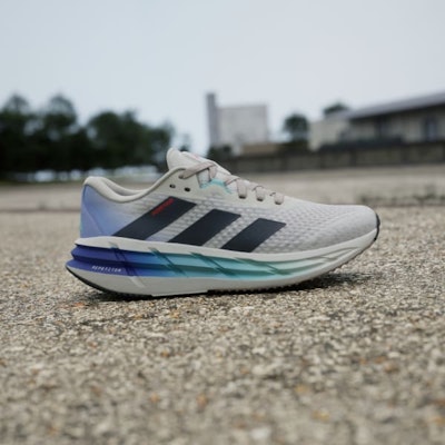 Adidas Adistar 3 Running New York Sneakers Off White/Aurora Ink/Flash Aqua ID6169 Lookbook Adidas Adistar 3 Running New York Sneakers Off White/Aurora Ink/Flash Aqua ID6169