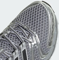 Adidas Adistar Control 5 Sepatu Abu Tiga/Hitam Inti/Perak Metalik JQ4165 1