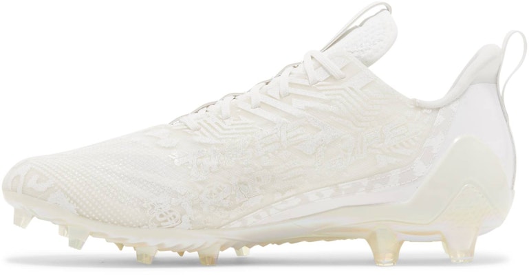 adidas Adizero 12.0 'Tidak Sama - Triple Putih' IG7223 Lookbook adidas Adizero 12.0 'Tidak Sama - Triple Putih' IG7223
