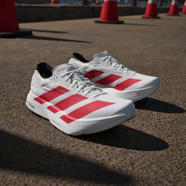 Sizing アディダス アディゼロ アディオス プロ 4 オフホワイト/スカーレット/コアブラック JR6363