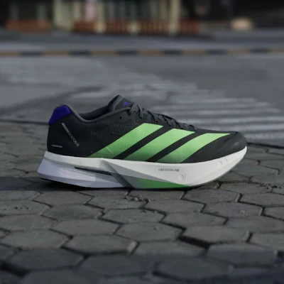 阿迪达斯 Adizero Boston 13 黑色/柠檬绿/能量紫 JQ1670 Lookbook 阿迪达斯 Adizero Boston 13 黑色/柠檬绿/能量紫 JQ1670