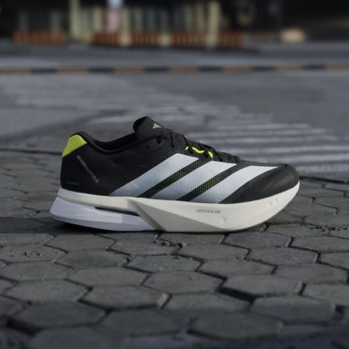 Lookbook adidas Adizero Boston 13 跑鞋 黑/白/亮黃 KH5603